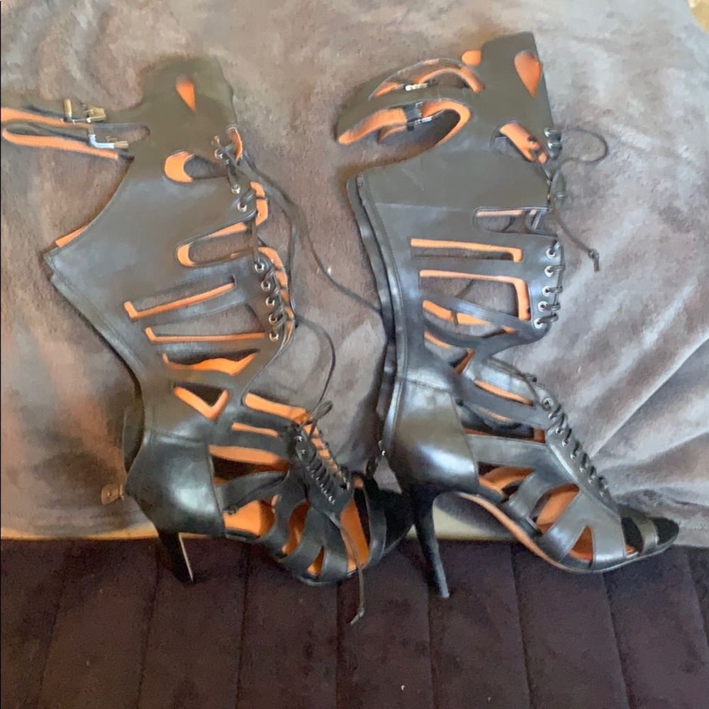 Rebecca Minkoff knee high gladiator boot/heels 10